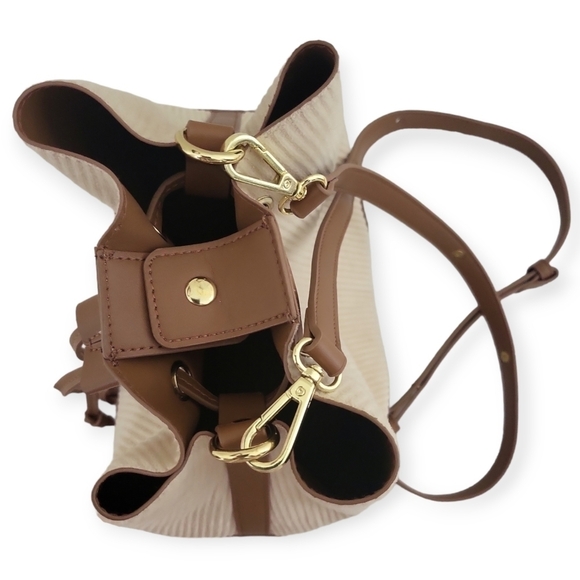 Isaac Mizrahi Tan & Brown Leather Crossbody Bucket Bag - Picture 7 of 9
